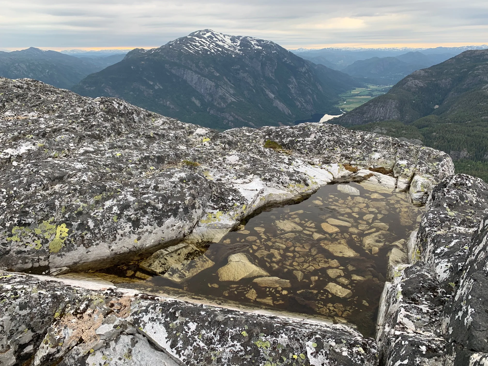 Geitekyrkja, Lifjell