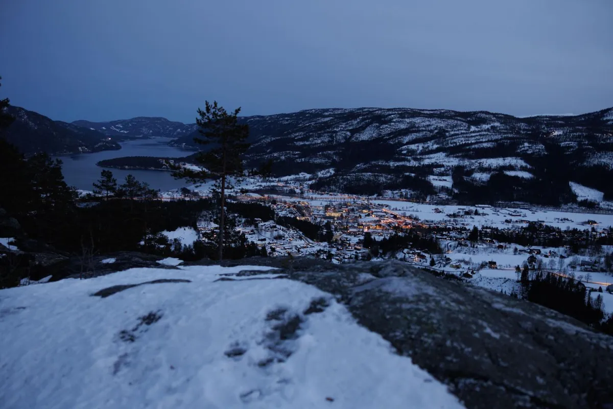 Til Høgås på skaren