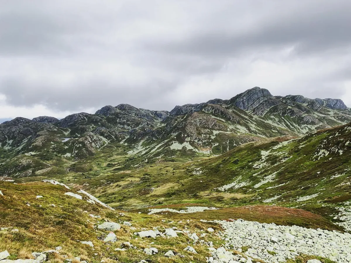 In diesem Jahr findet die organisierte Fernreise (ich komme auf das Datum zurück) in Skorve im Norden des Landes statt..