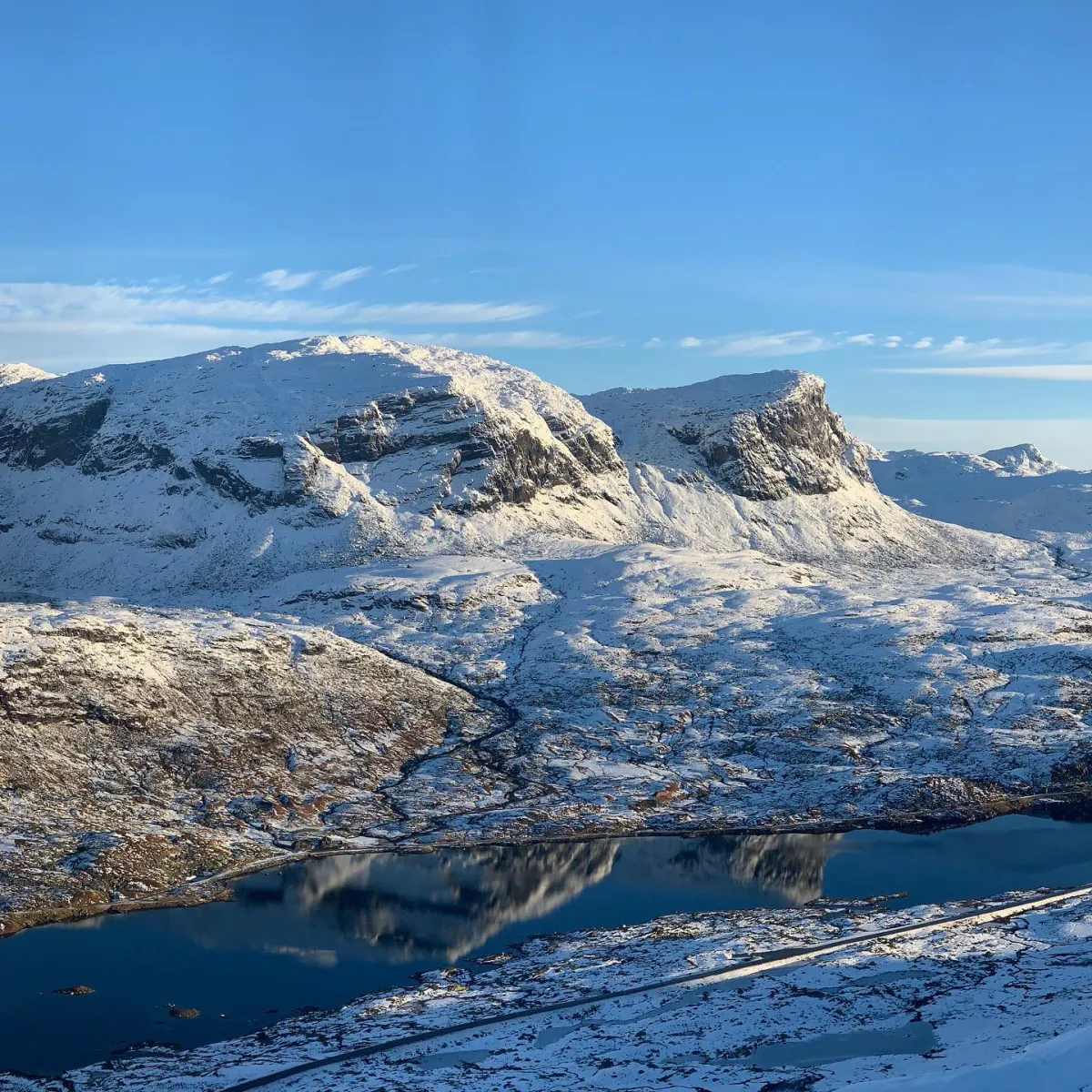 Viele Besuche im Haukelifjell in letzter Zeit. In den Morgenstunden heute mit Neuschnee und -2,5c.