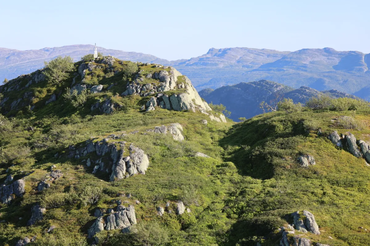 Inn mot Brattefjell